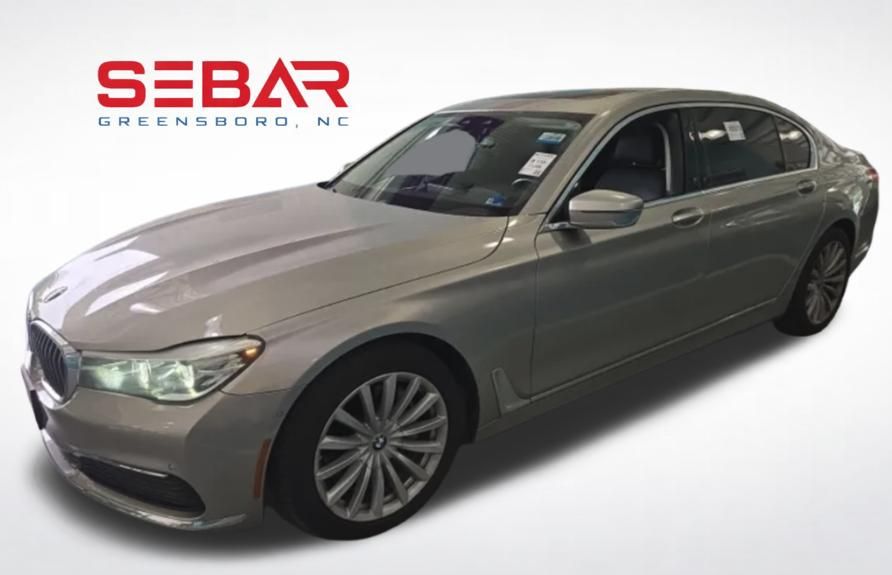 Cashmere Silver Metallic 2019 BMW 7 Series Sedan Rear-Wheel Drive 8-Speed Automatic