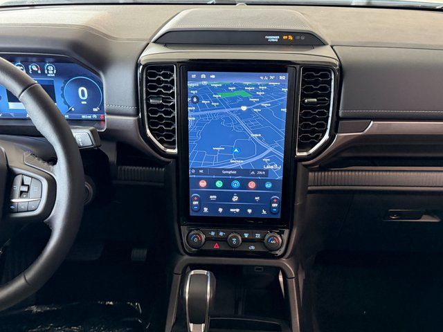New 2025 Oxford White Ford Lariat image 19