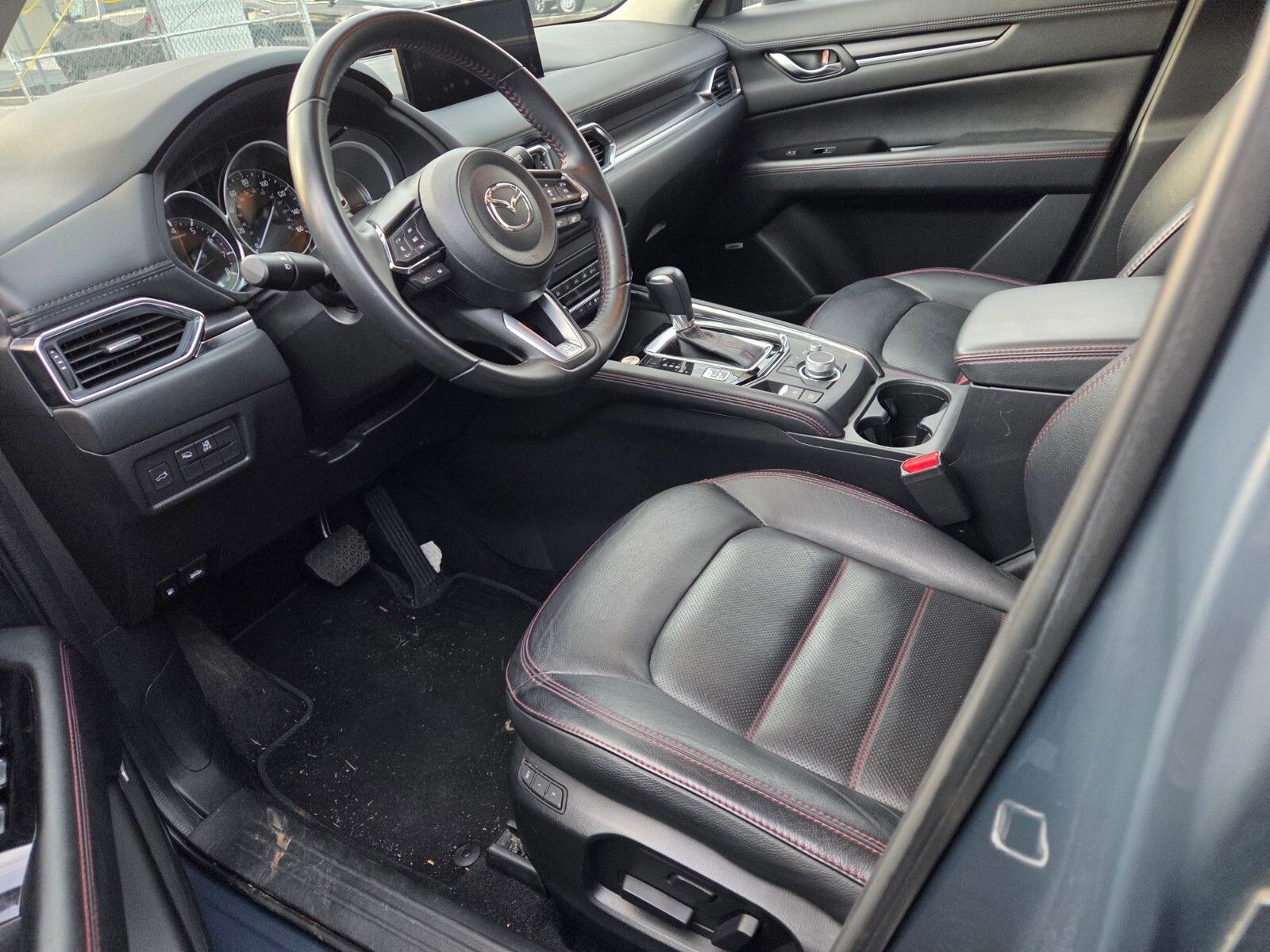 Used 2024 Gray Mazda 2.5 S Carbon Edition image 5