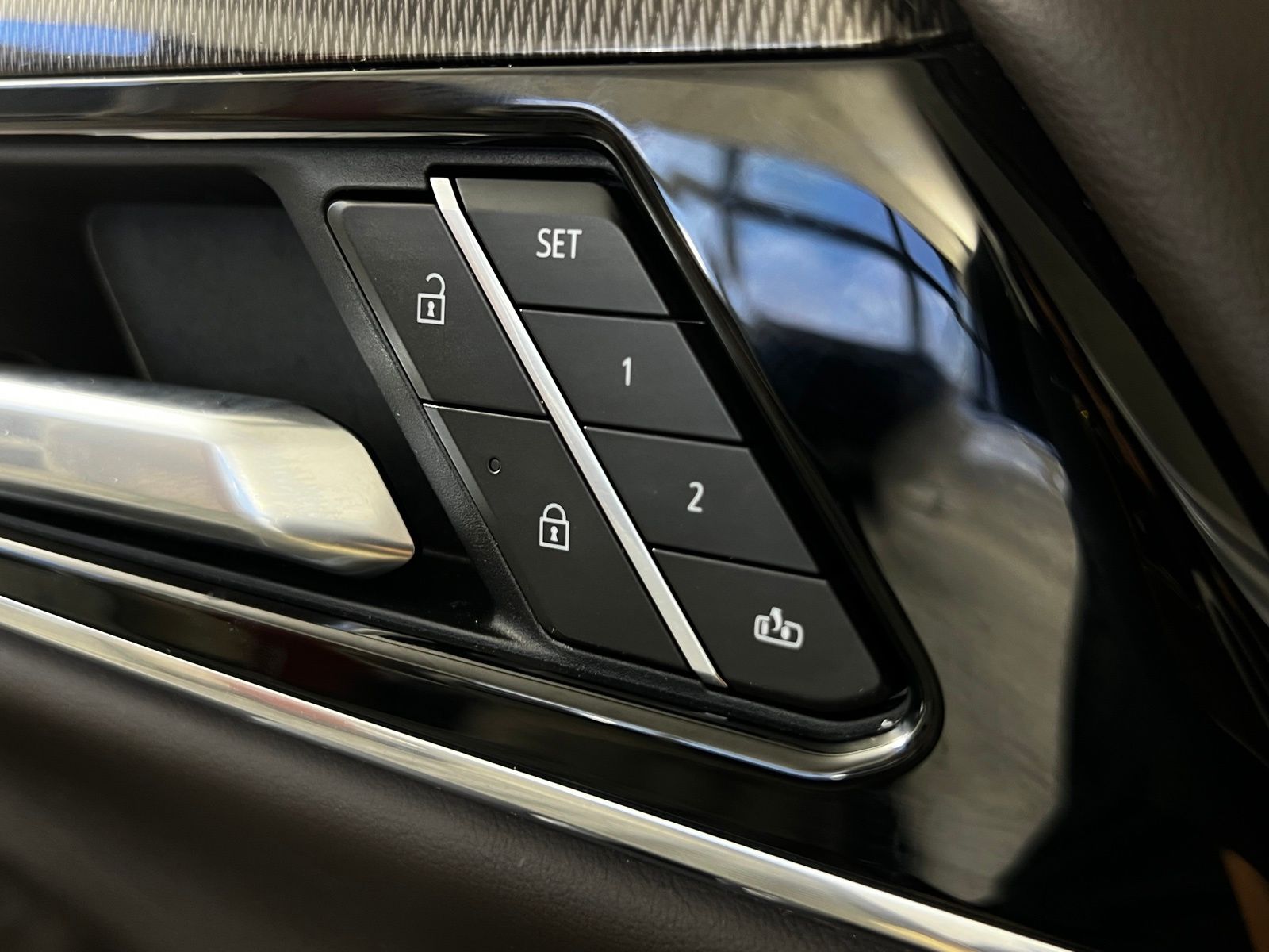 Thumbnail: 2025 GMC Yukon - 15