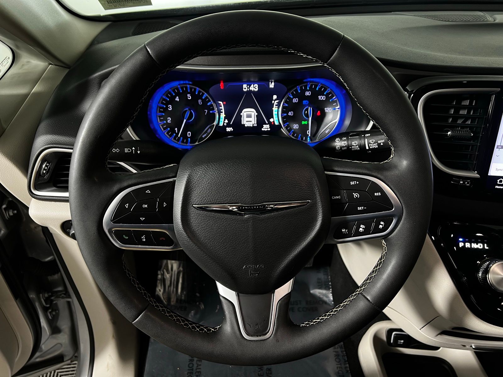 Thumbnail: 2024 Chrysler Pacifica - 16