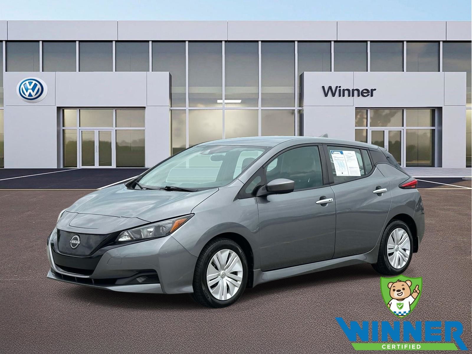 2023 Nissan LEAF S FWD