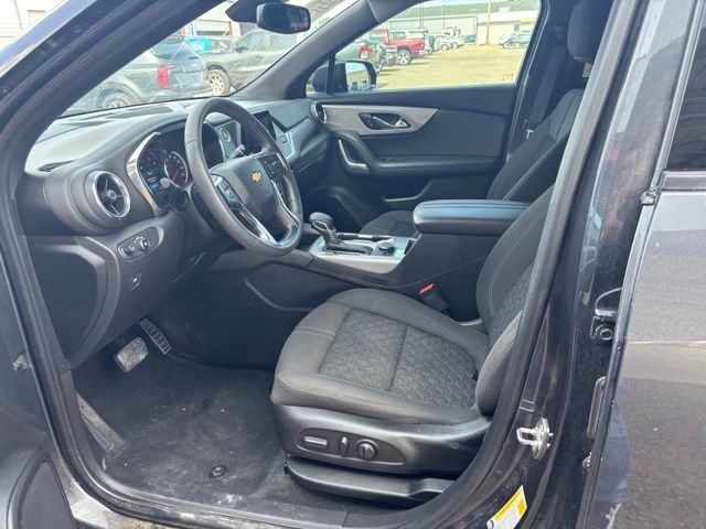 Used 2022 Gray Chevrolet LT image 8