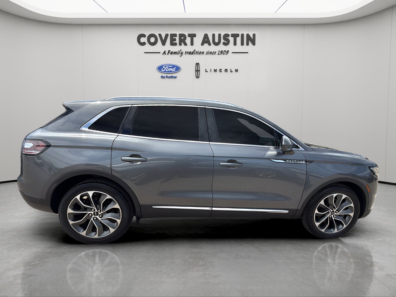Used Car 2023 Lincoln Nautilus  Reserve For Sale Under $40,000 In Austin, Texas