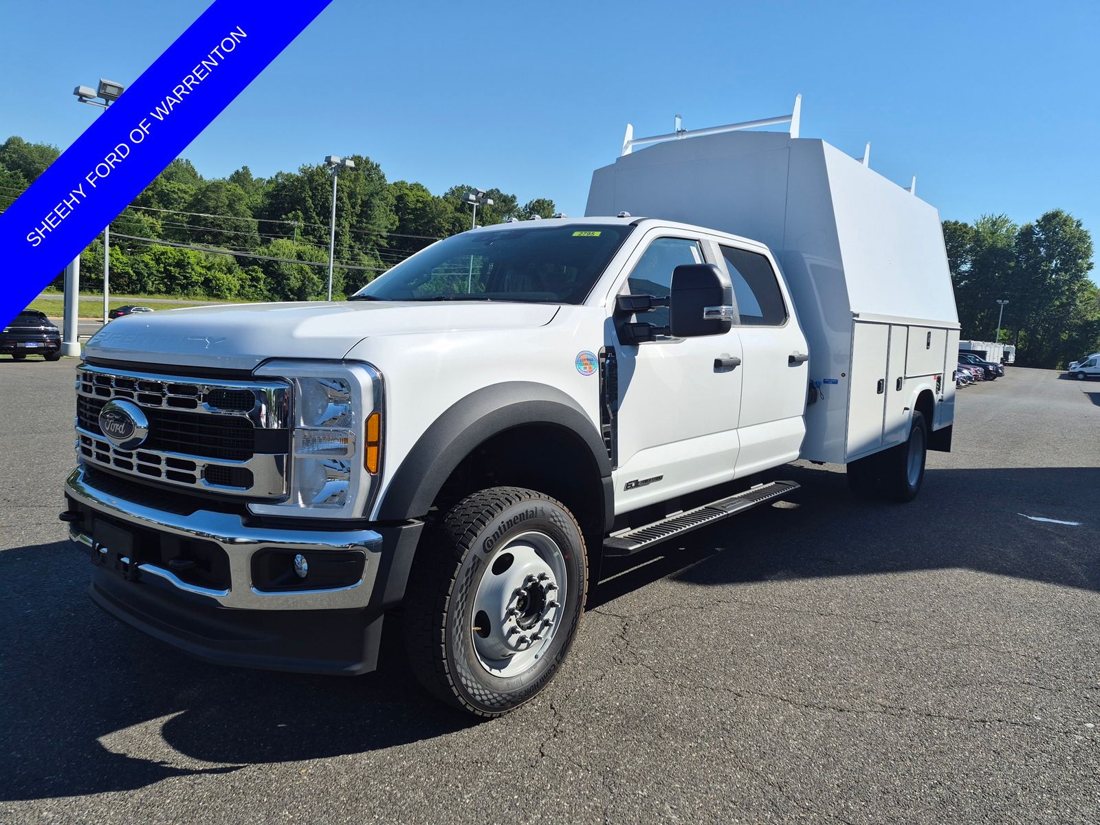 New 2026 Oxford White Ford XL SERVICE BODY image 3