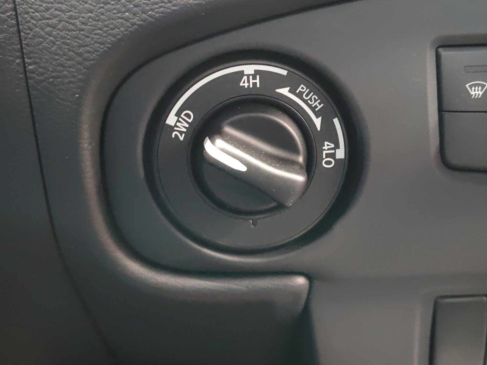 Used Car 2024 Nissan Frontier  Pro-4x For Sale Under $35,000 In San Antonio, Texas