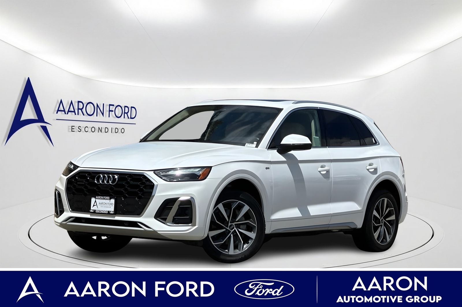 Glacier White Metallic 2023 Audi Q5 SUV / Crossover All-Wheel Drive 7-Speed Automatic