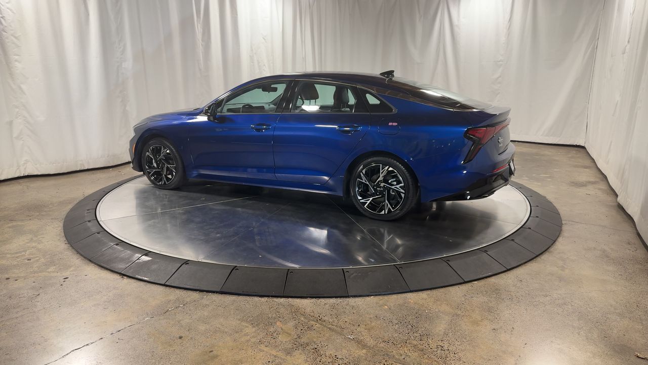 2025 Kia K5 GT-Line photo 7