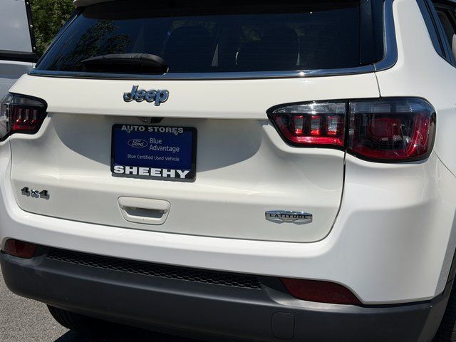 Used 2021 White Clearcoat Jeep Latitude image 34