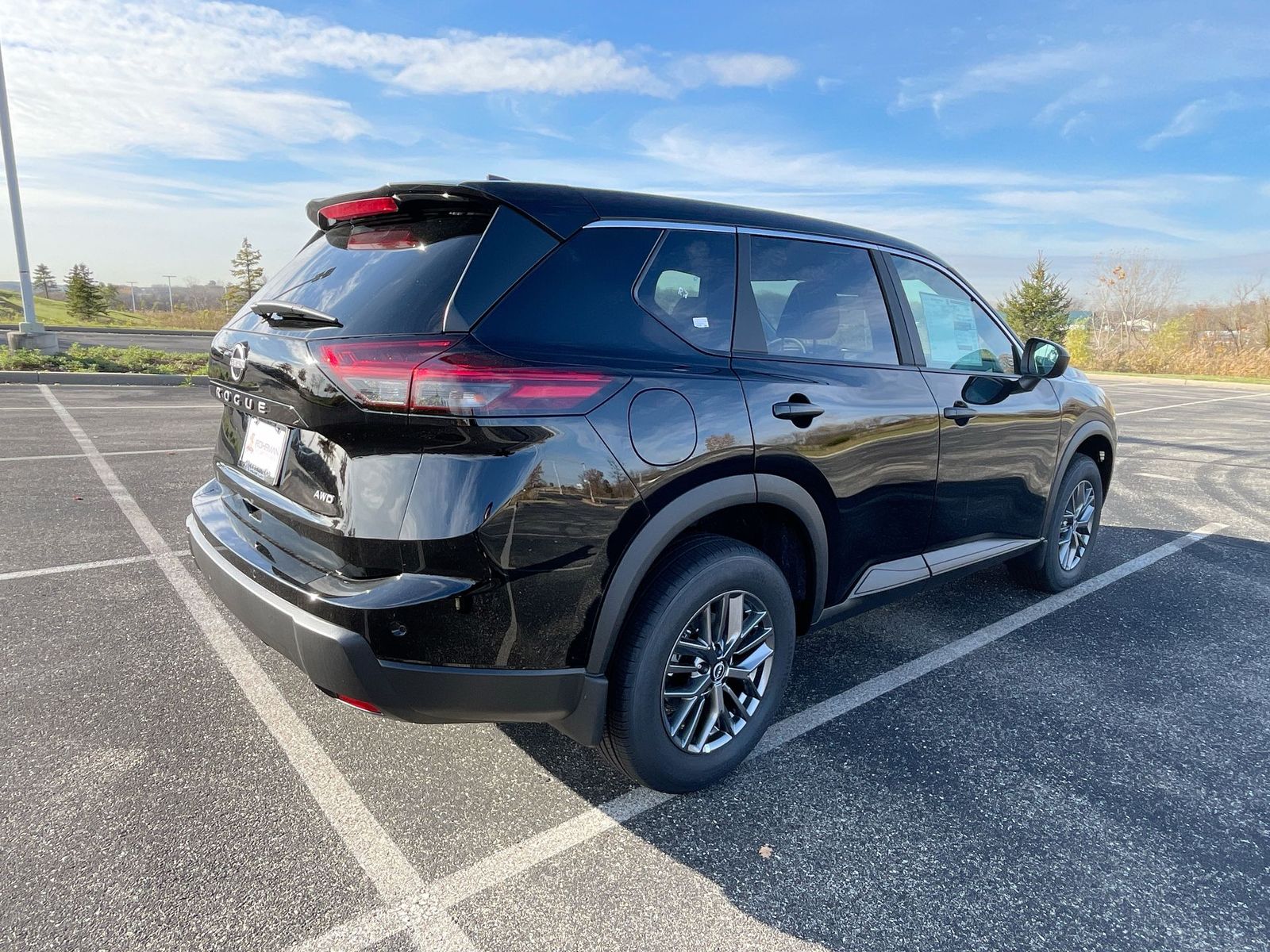 2025 Nissan Rogue S 35