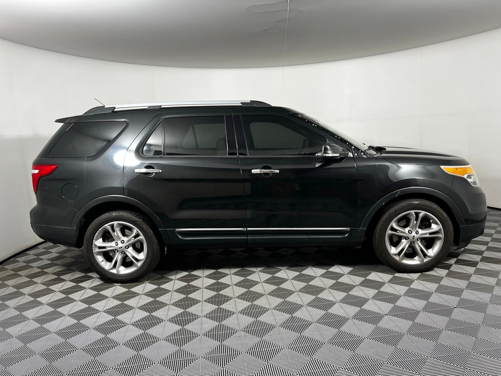 2015 Ford Explorer Limited 4