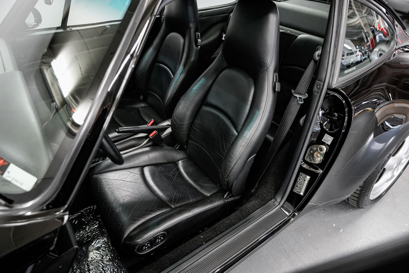 1995 Porsche 911 Carrera — photo 20