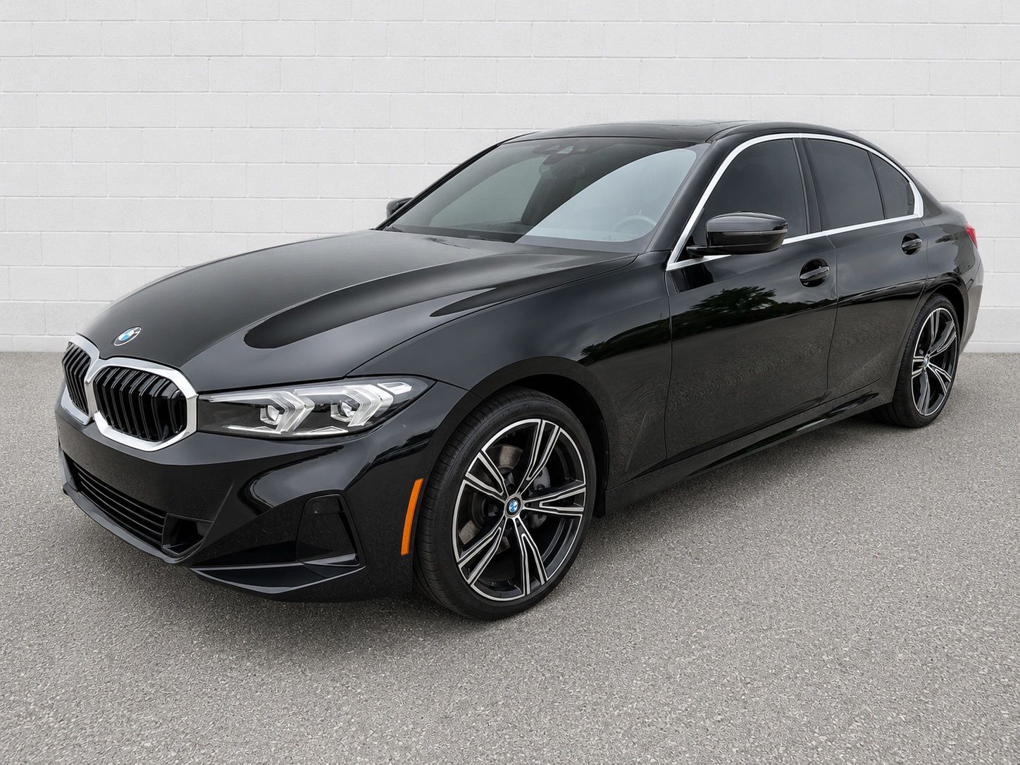 Jet Black 2024 BMW 3 Series 330i RWD Sedan Rear-Wheel Drive 8-Speed Automatic