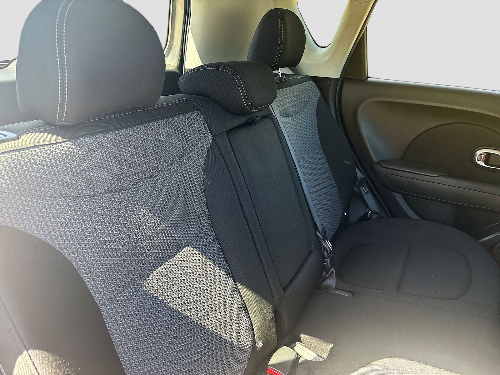 Used 2018 Gray Kia Plus image 24