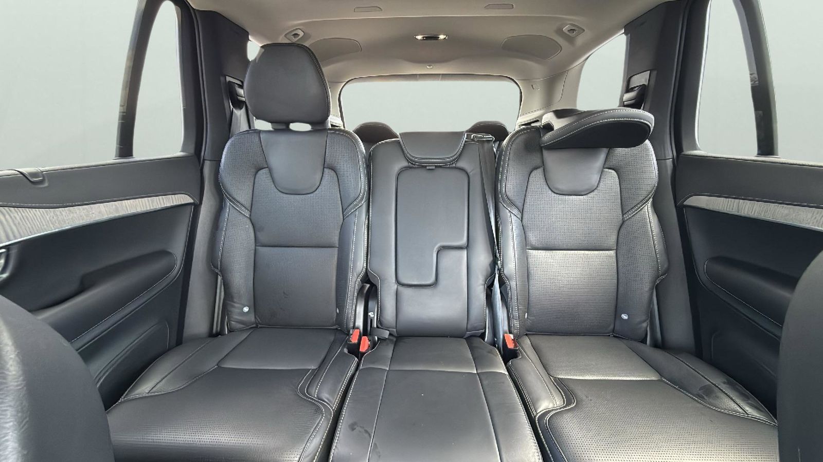 Used Car 2021 Volvo Xc90  T6 Inscription For Sale Under $35,000 In Austin, Texas