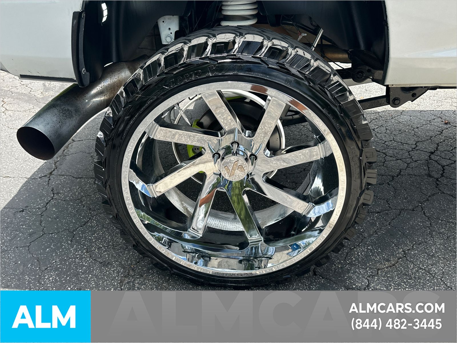 Used 2017 Blue Ram SLT image 28