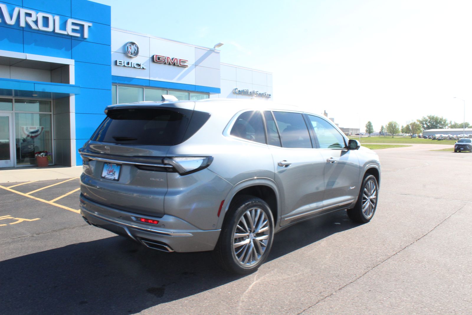 View vehicle photo 2