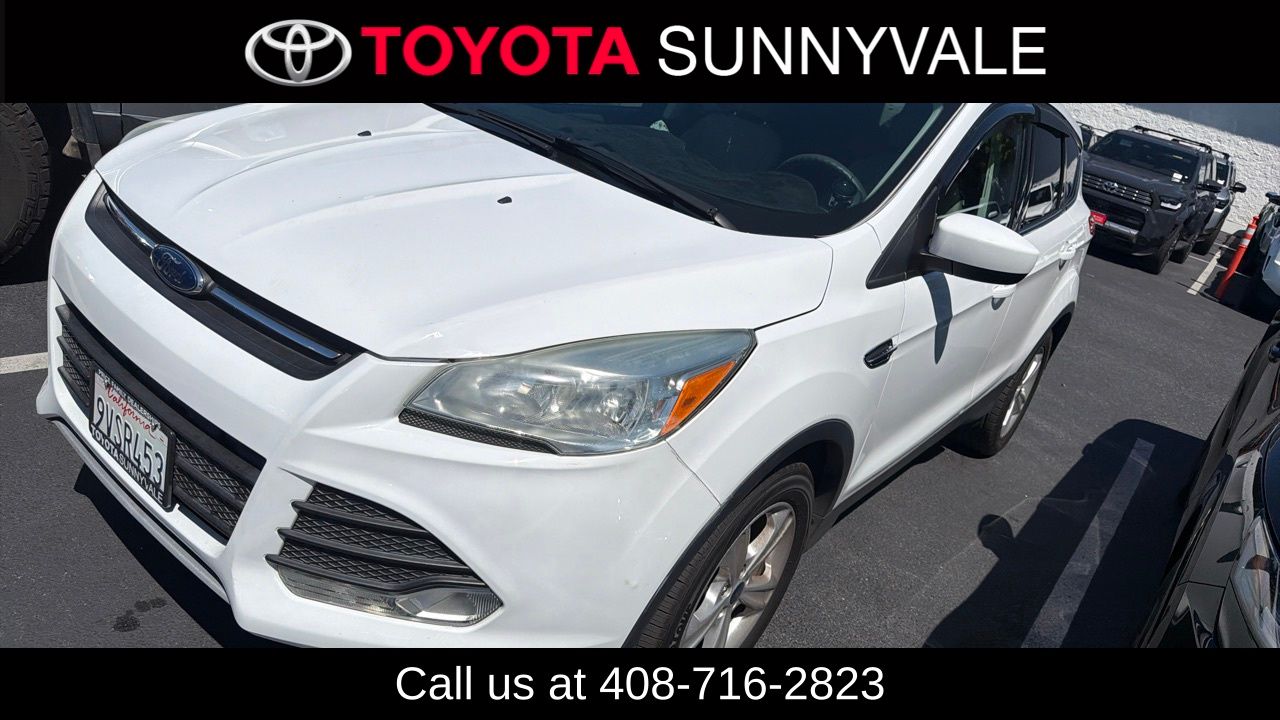 2016 Ford Escape SE's photo