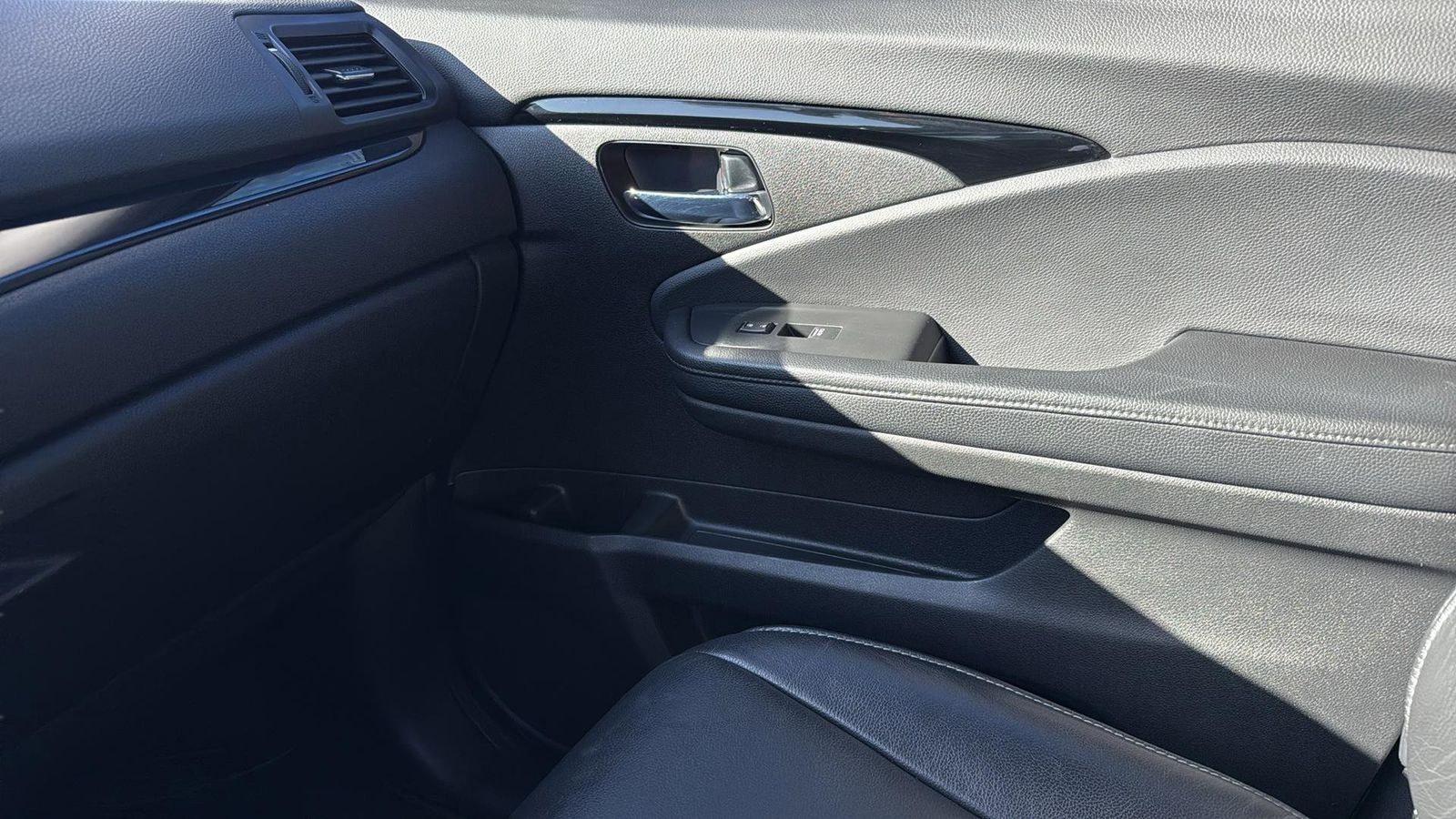 Used Car 2019 Honda Pilot  Touring For Sale Under $25,000 In Austin, Texas