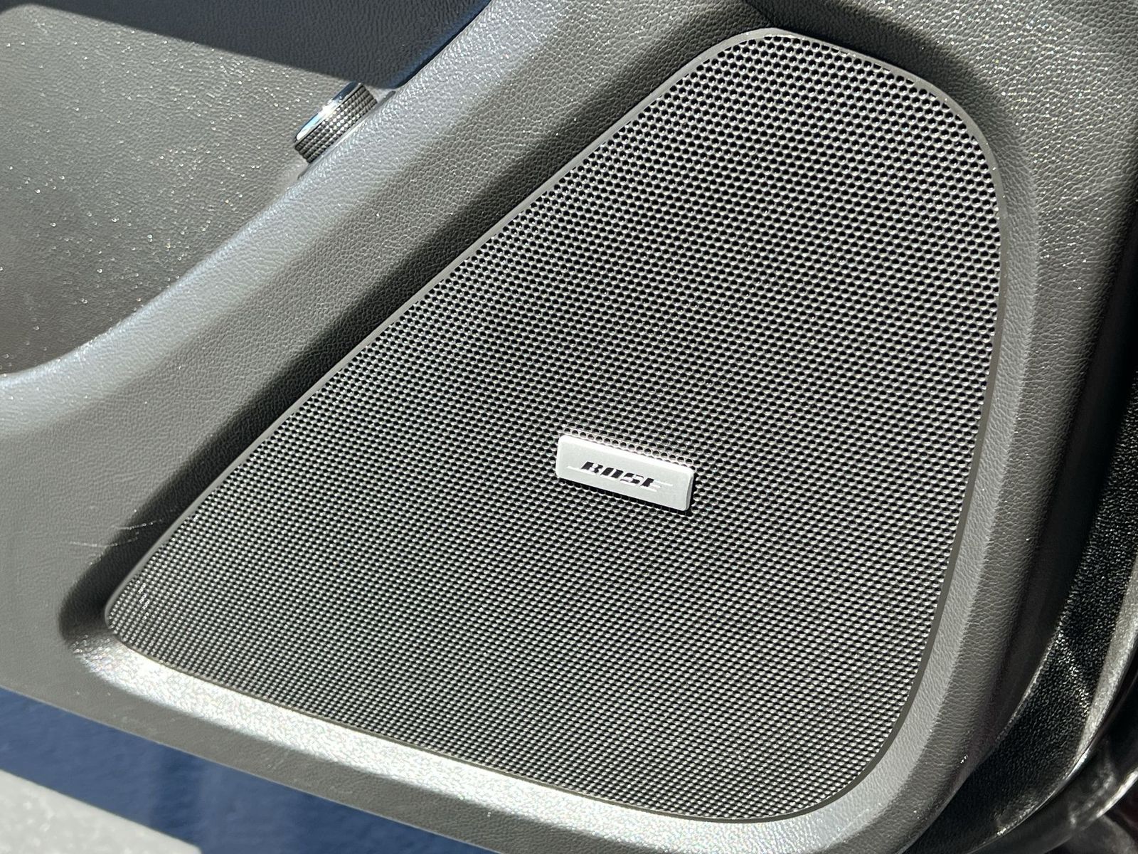 used 2023 Chevrolet Traverse car, priced at $44,076