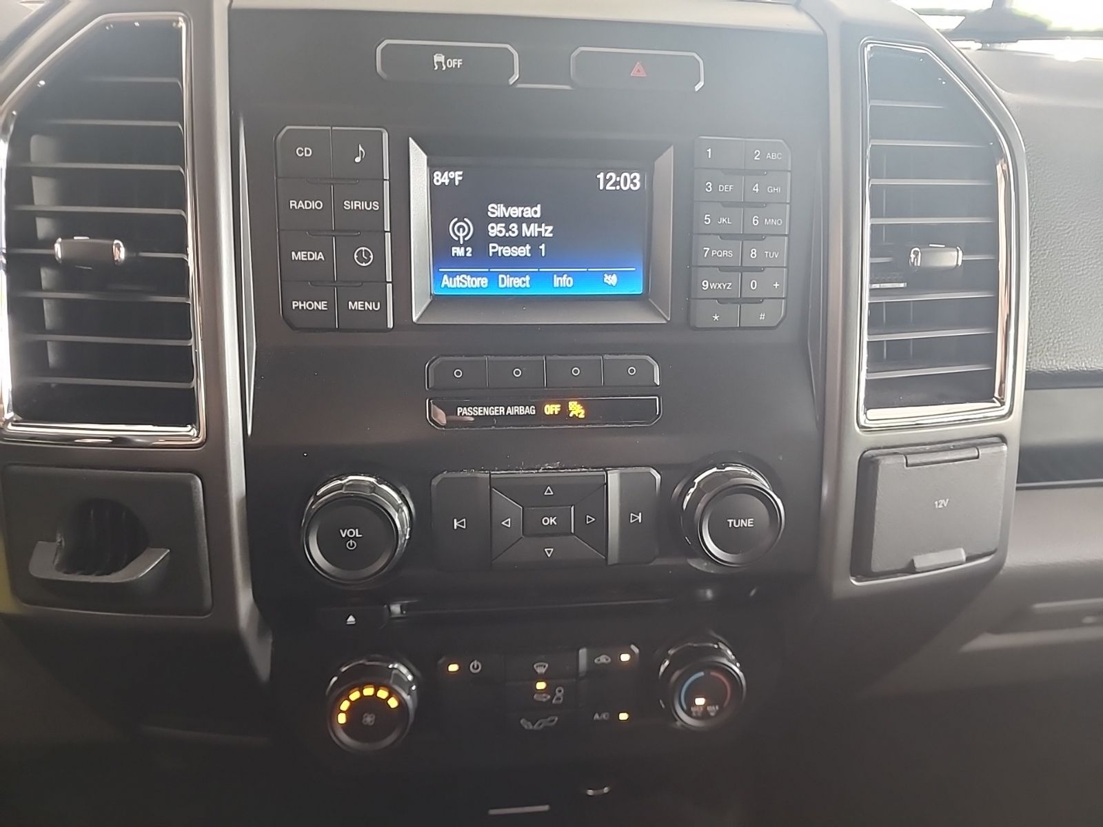 Used 2016 Blue Jeans Metallic Ford XLT image 5