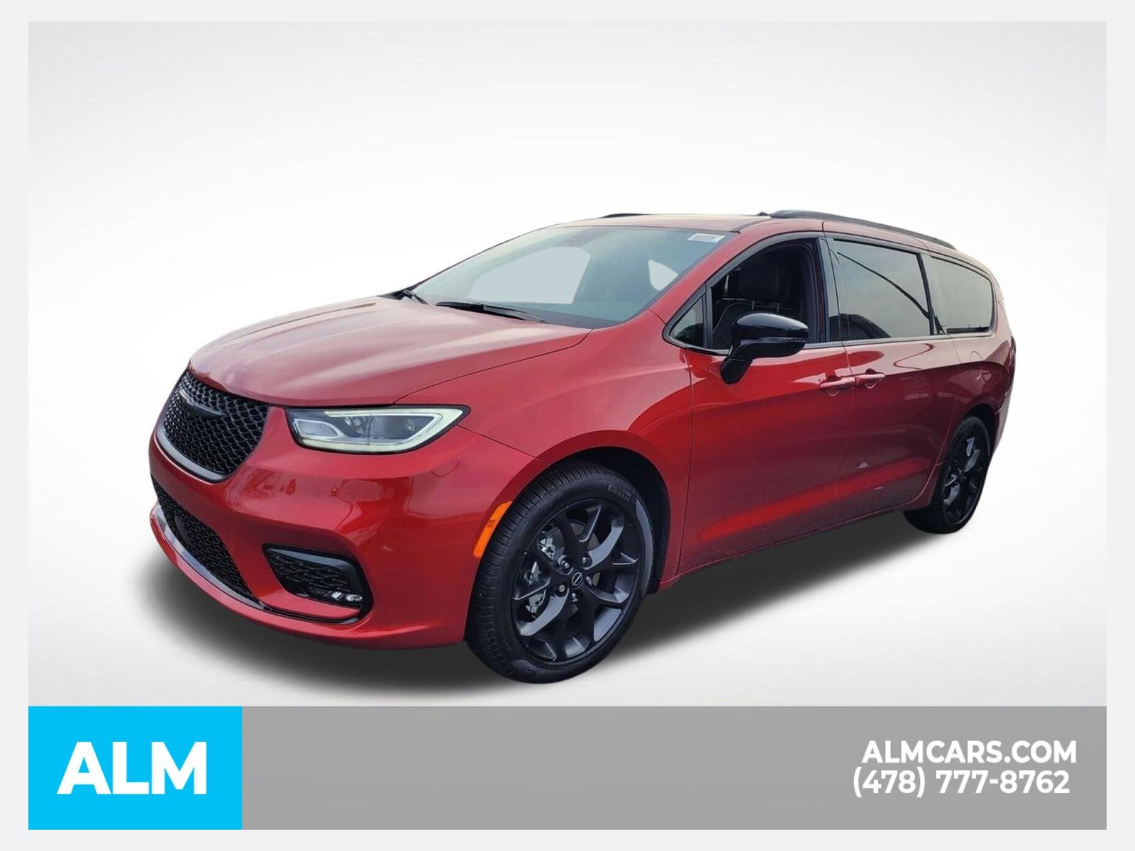2026 Chrysler Pacifica Limited's photo