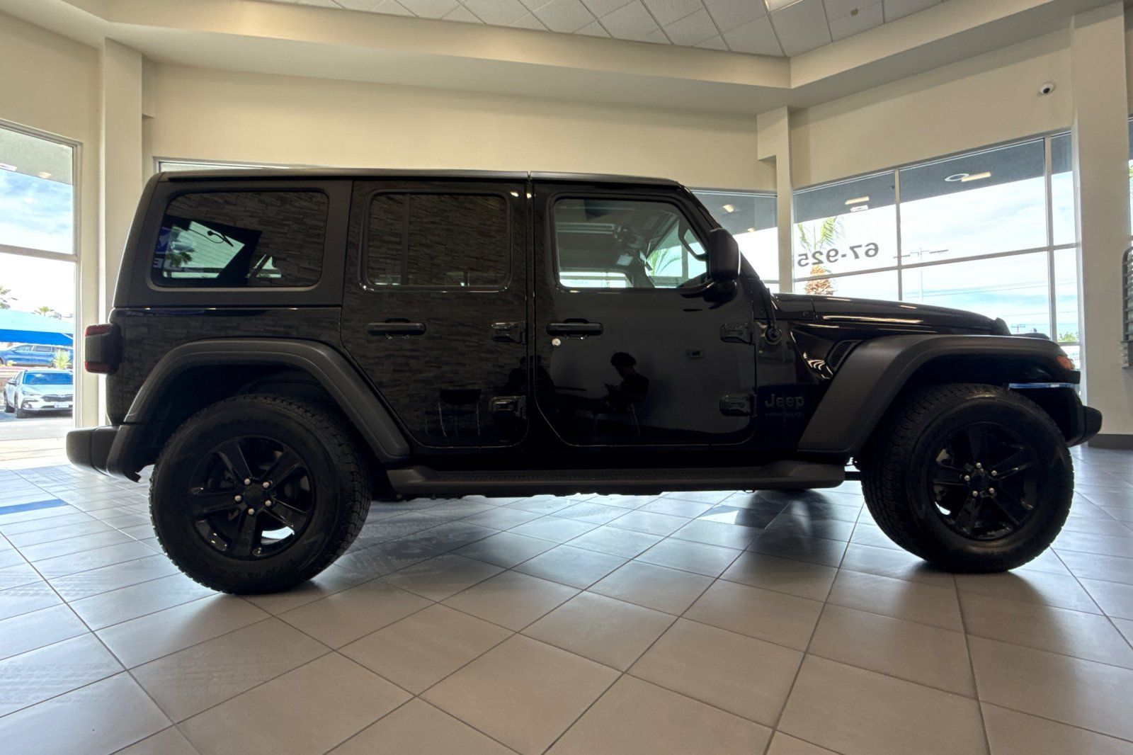 View vehicle photo 6