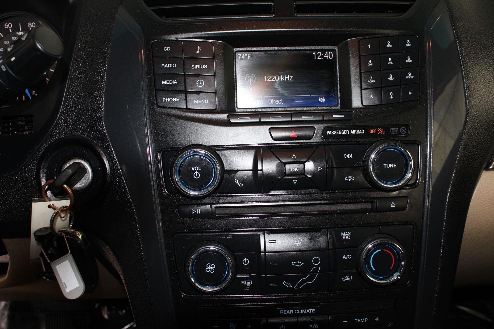 Used 2016 Silver Ford Base image 22