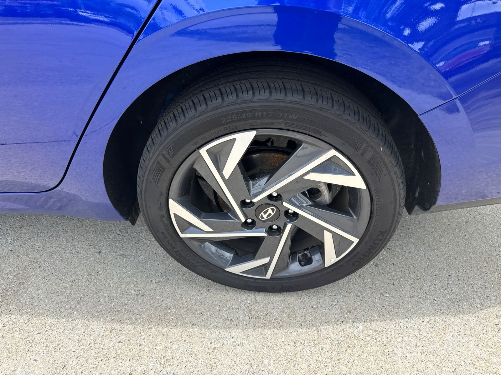 Certified Used 2025 Blue Hyundai SEL Sport image 19