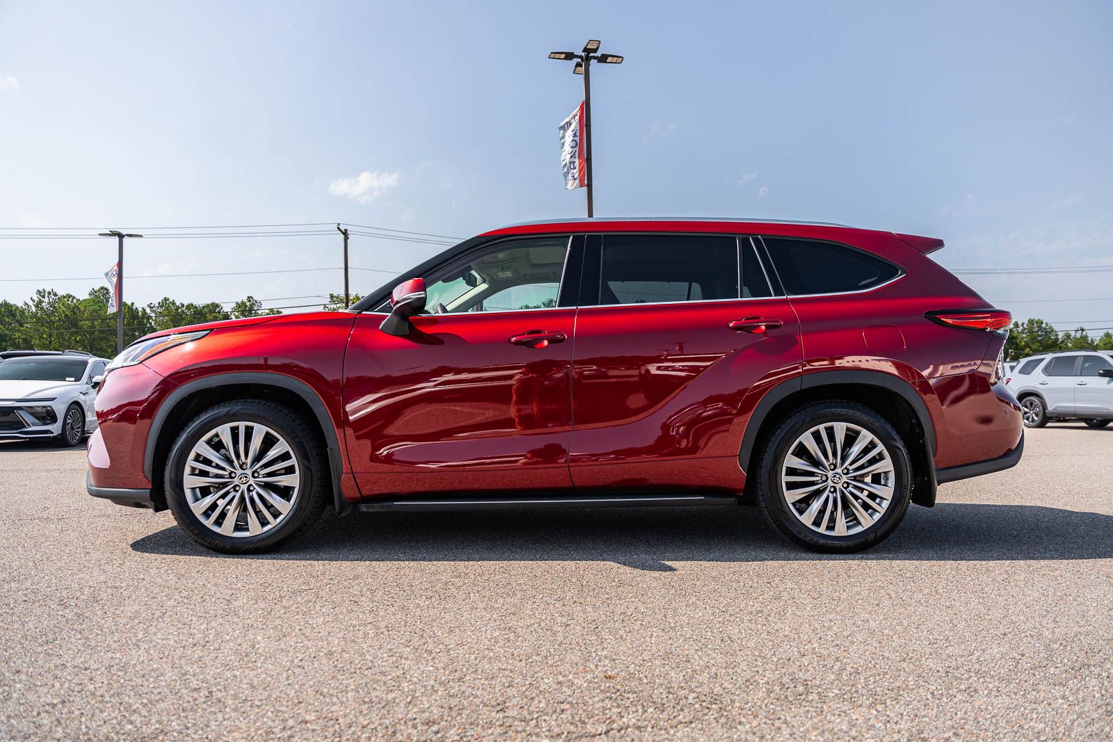 Used 2022 Toyota Highlander SUV