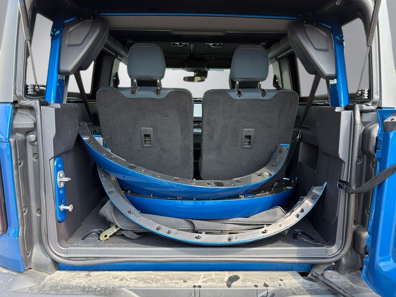 Used 2022 Blue Ford Outer Banks image 18