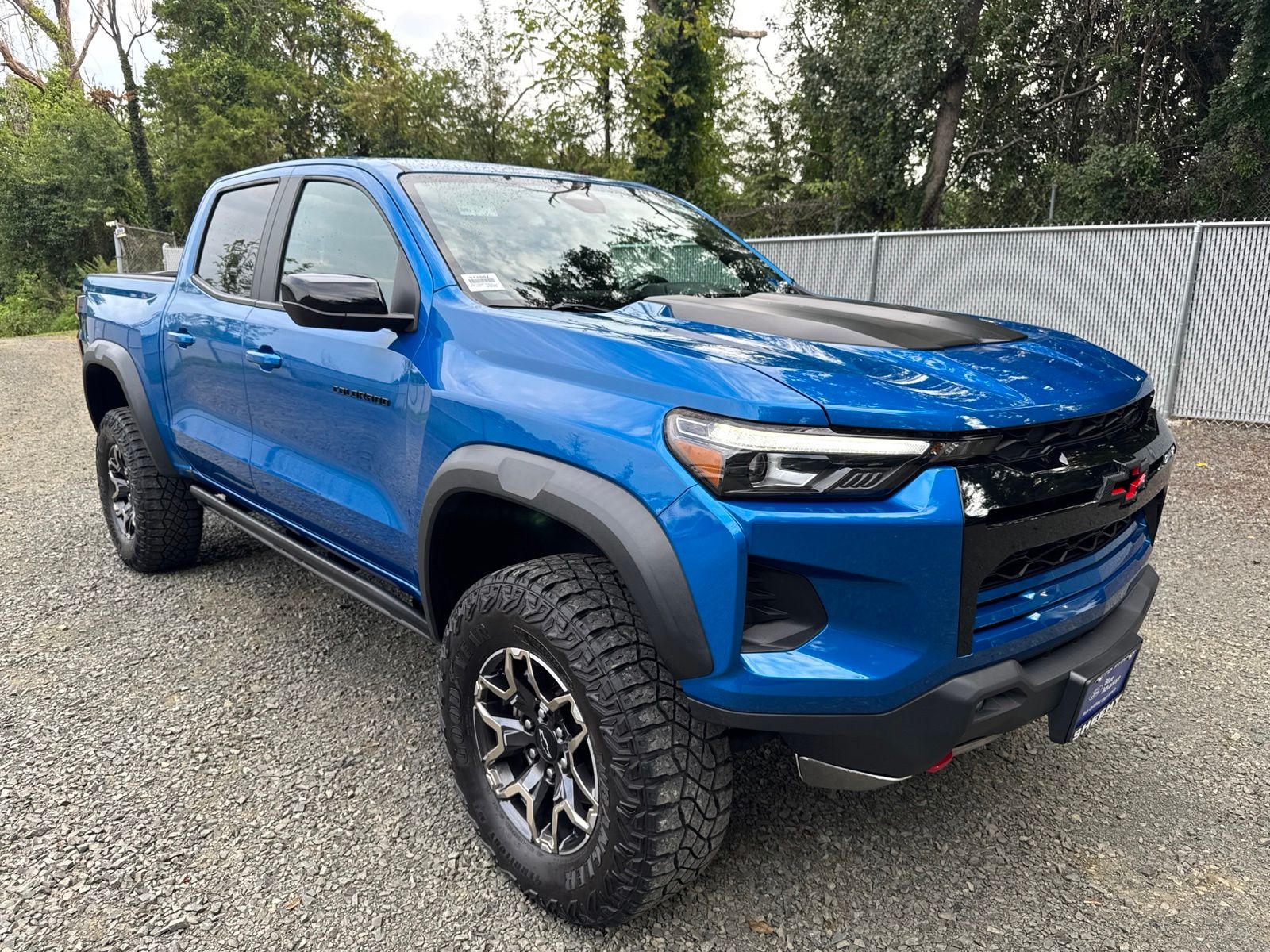 Glacier Blue Metallic 2023 Chevrolet Colorado Pickup Truck Four-Wheel Drive 8-Speed Automatic