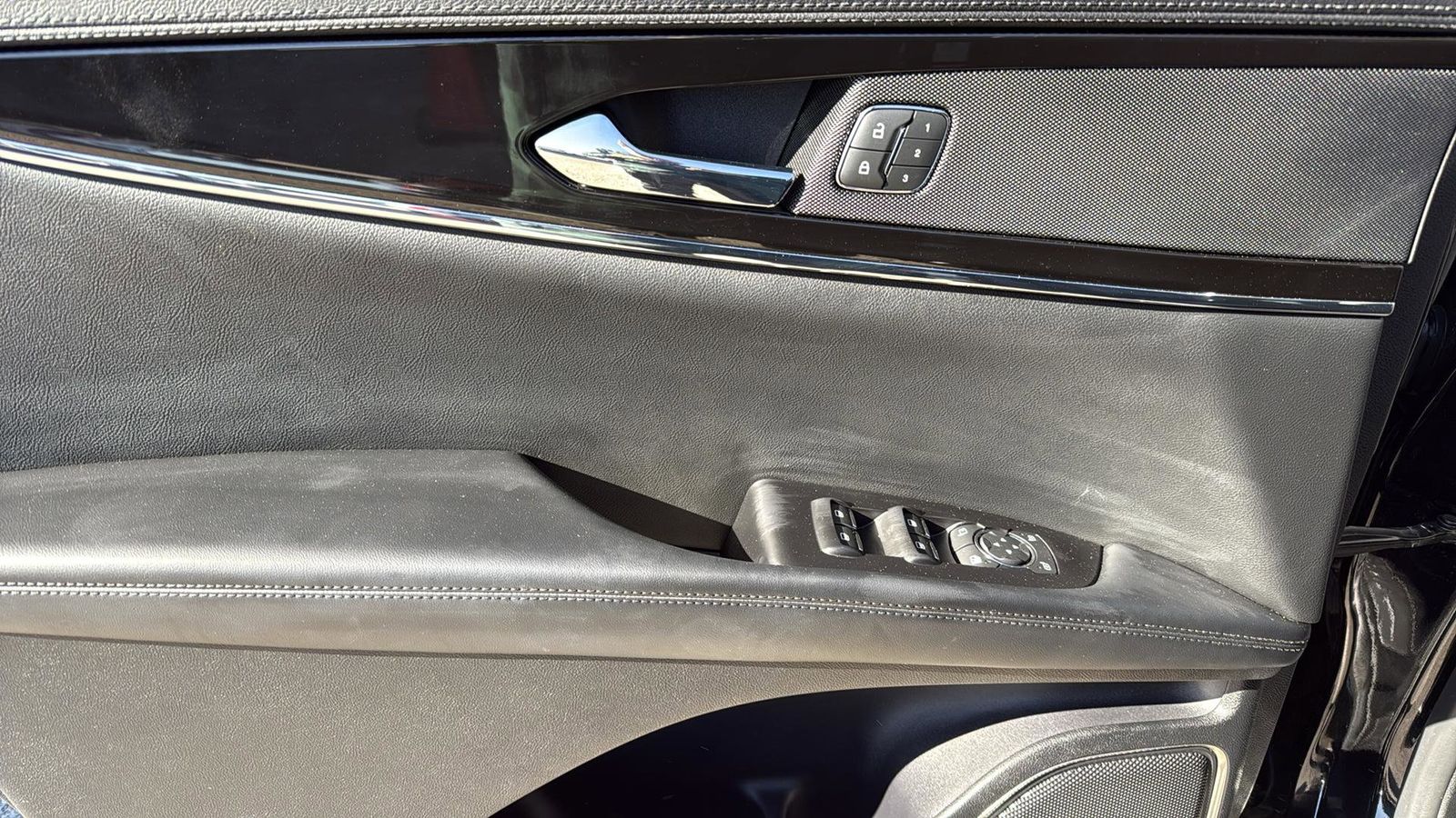 Used Car 2022 Lincoln Nautilus  Standard For Sale Under $35,000 In Austin, Texas