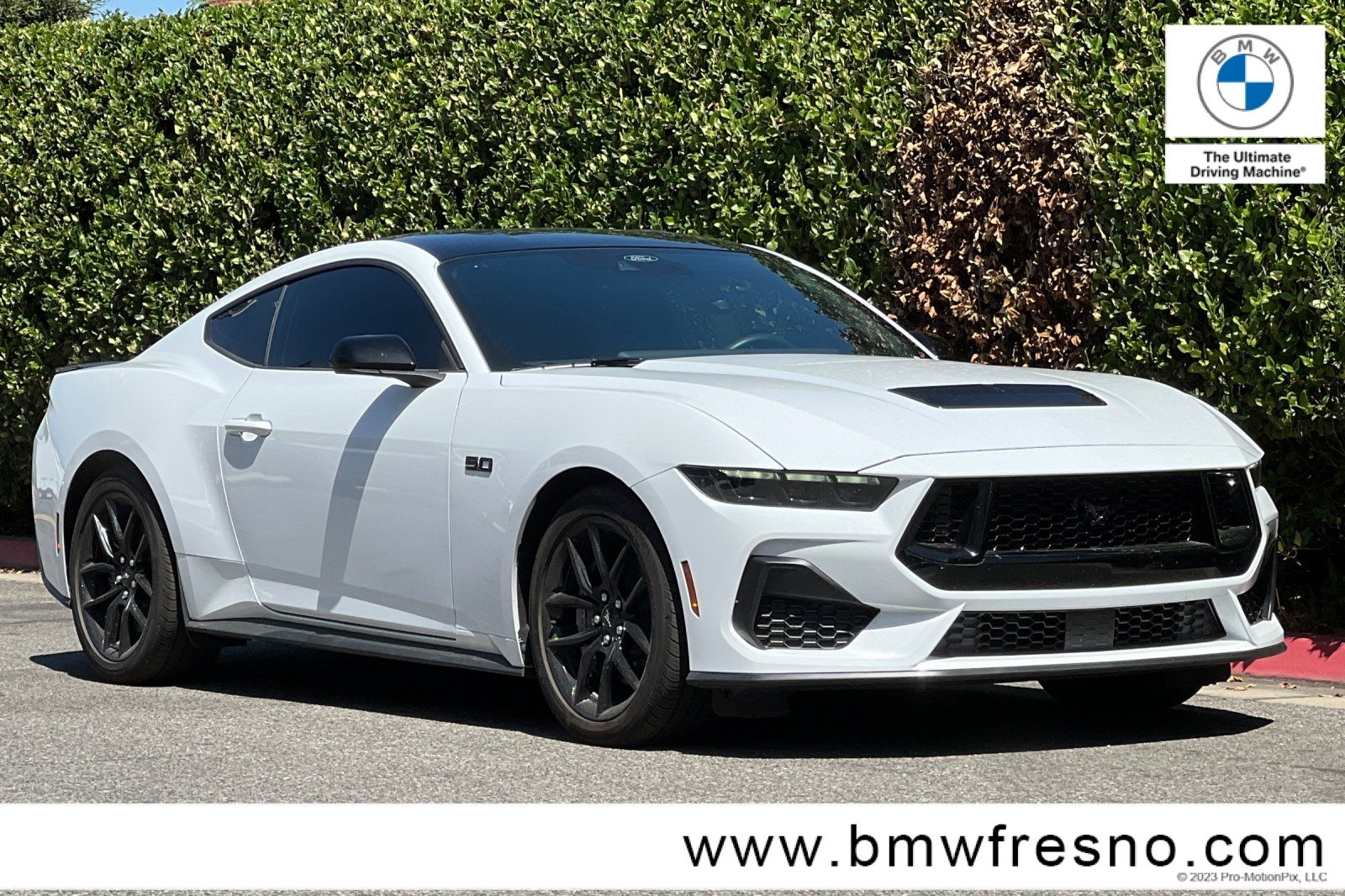 Oxford White 2025 Ford Mustang Coupe Rear-Wheel Drive Automatic