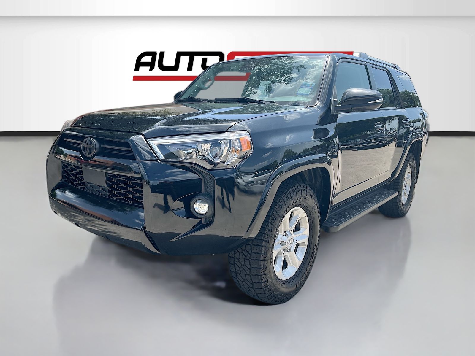 Used 2023 Black Toyota SR5 Premium image 3