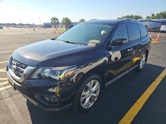 2018 Nissan Pathfinder SL 4WD's photo