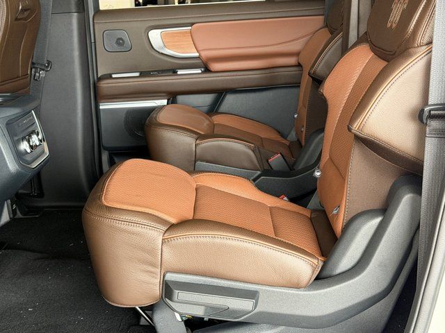 New 2026 Star White Metallic Tri-Coat Ford King Ranch image 17