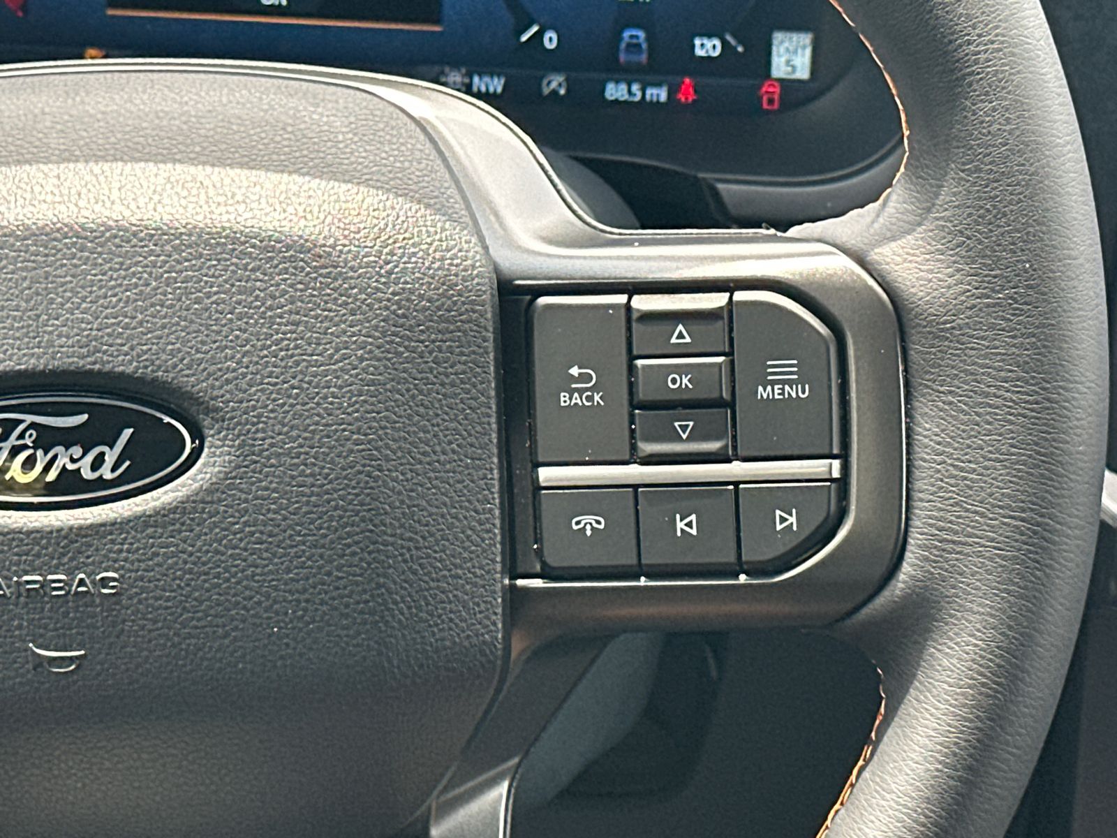 New 2026 Agate Black Metallic Ford Tremor® image 25