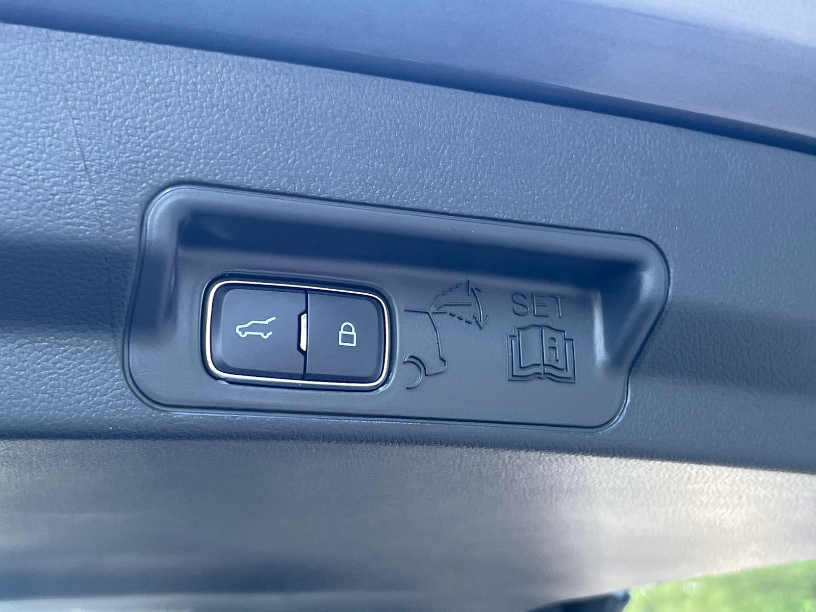 New 2026 Carbonized Gray Metallic Ford Active image 15