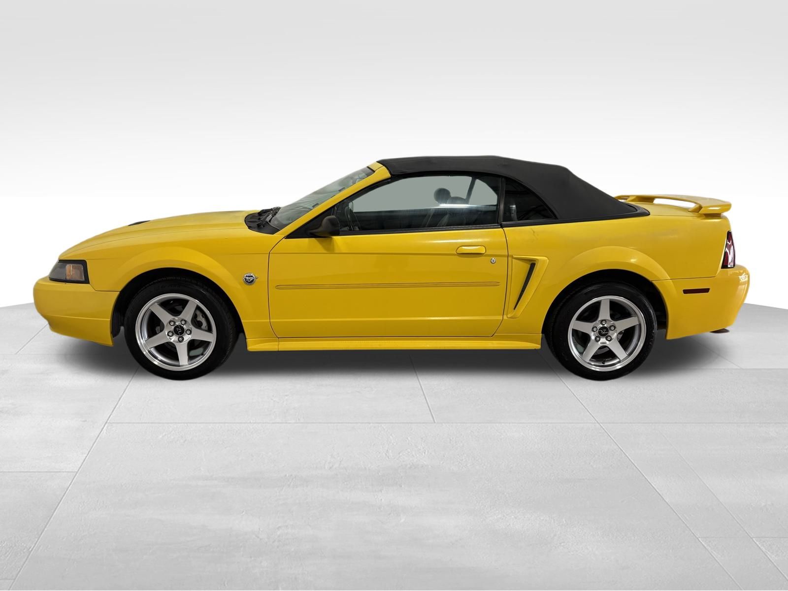 Used Car 2004 Ford Mustang  V6 For Sale Under $10,000 In Austin, Texas