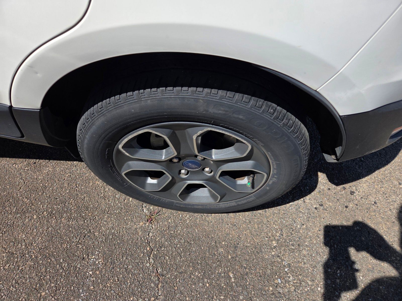 Used 2018 White Ford S image 5