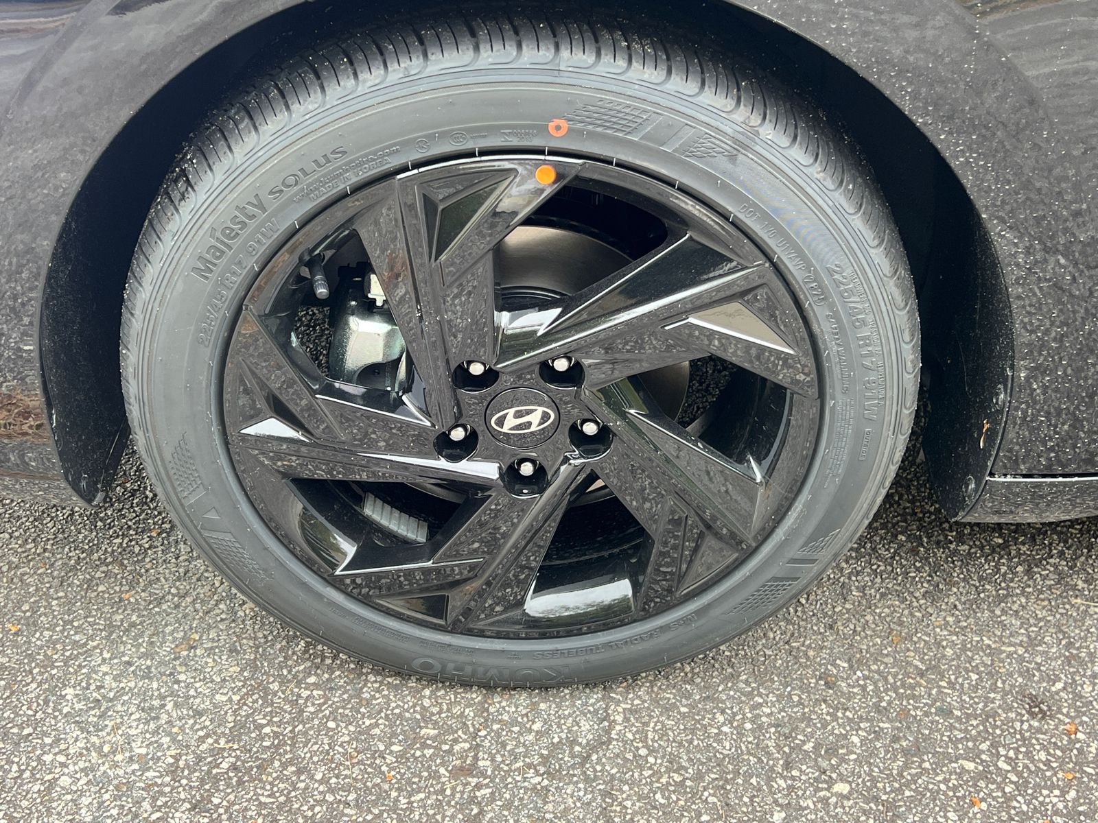 New 2026 Black Hyundai SEL Sport image 12