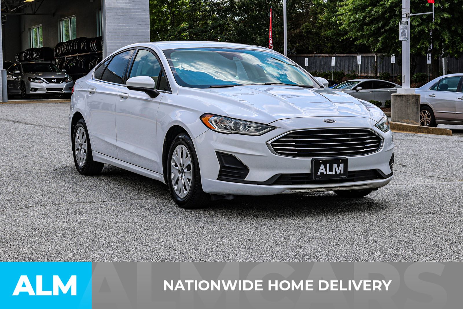 2019 Ford Fusion S photo 2