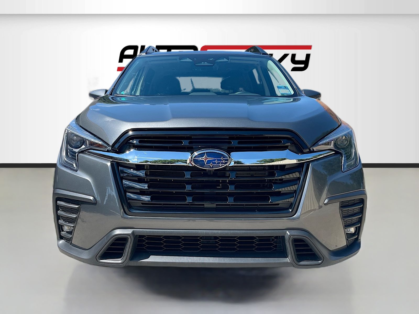 Used 2023 Gray Subaru Limited image 2
