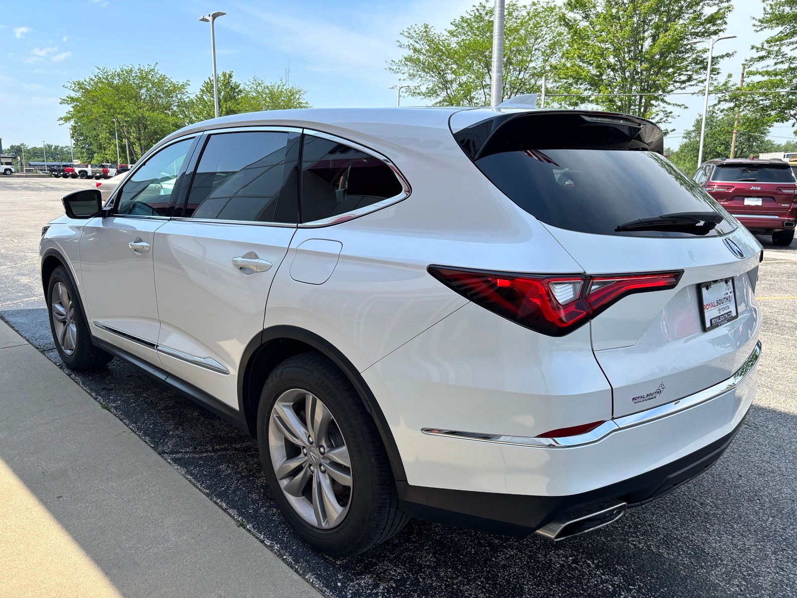 View vehicle photo 5