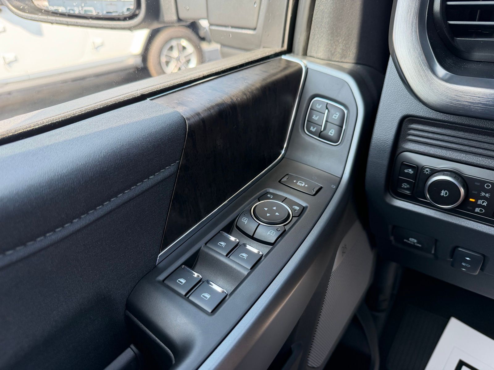 2026 Ford F-250SD image 25