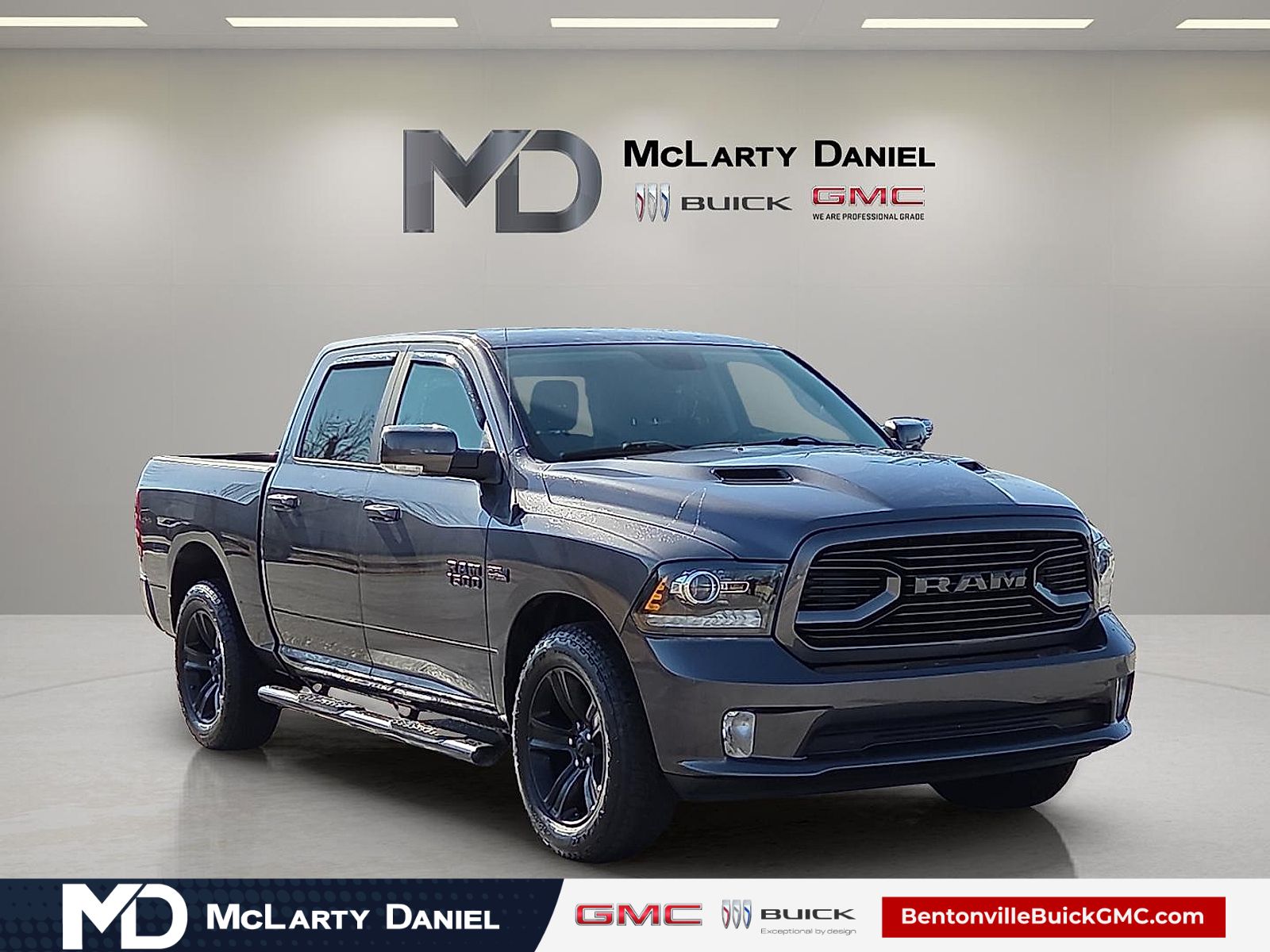 2018 RAM 1500 Sport Crew Cab 4WD