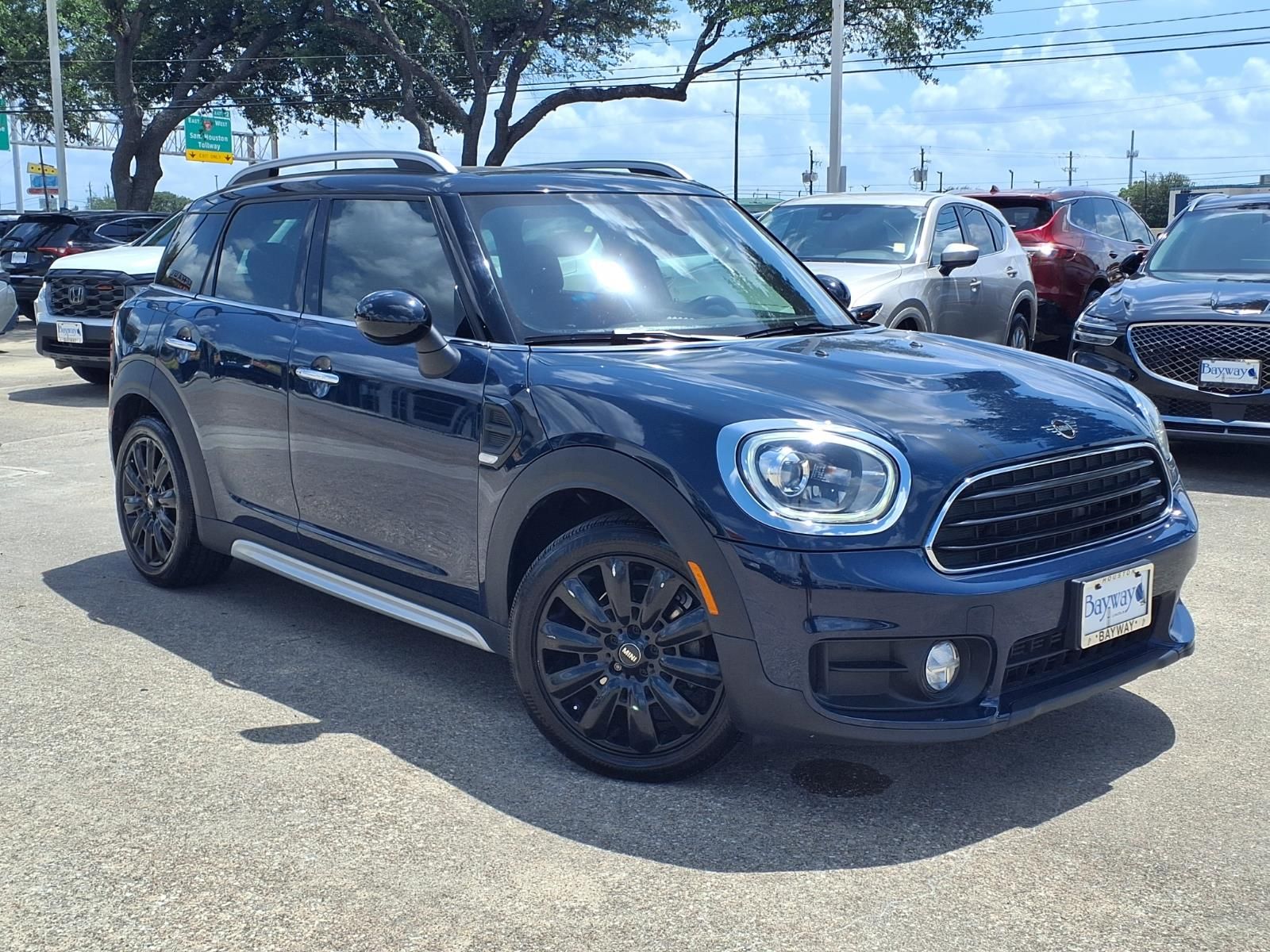 Blue 2019 MINI Countryman SUV / Crossover Front-Wheel Drive 6-Speed Automatic