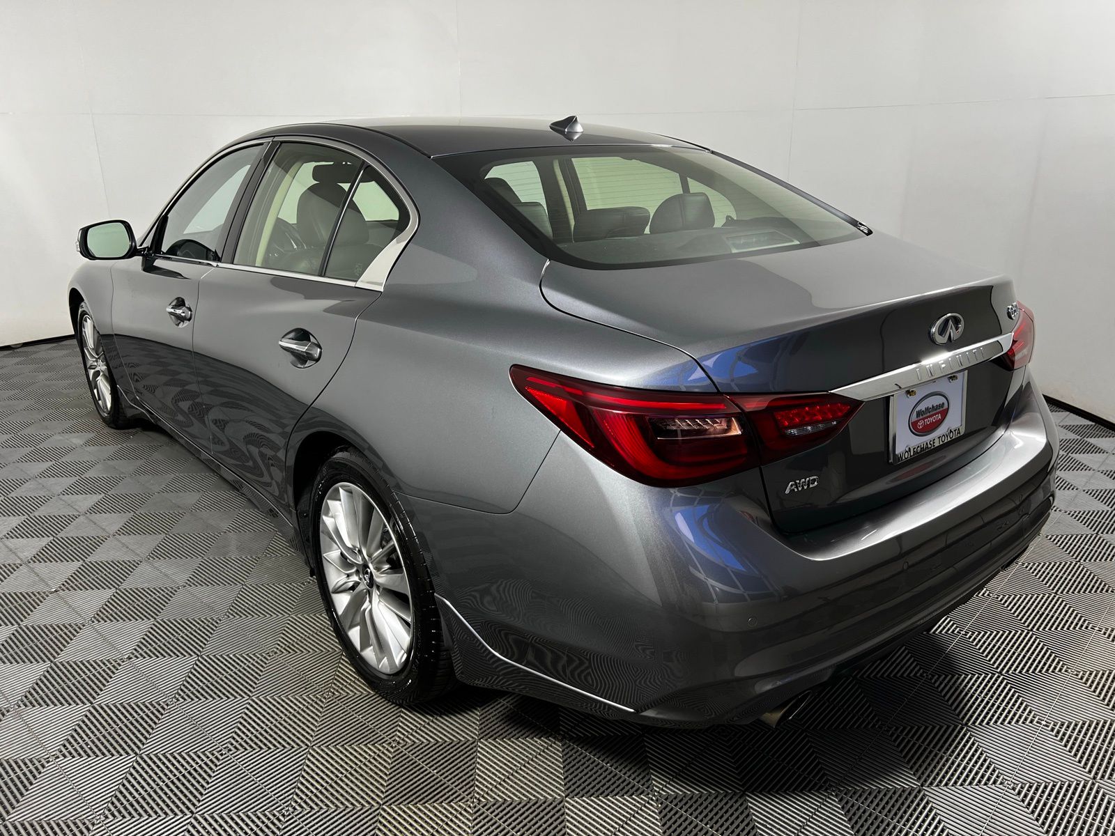 2021 INFINITI Q50 Luxe 7