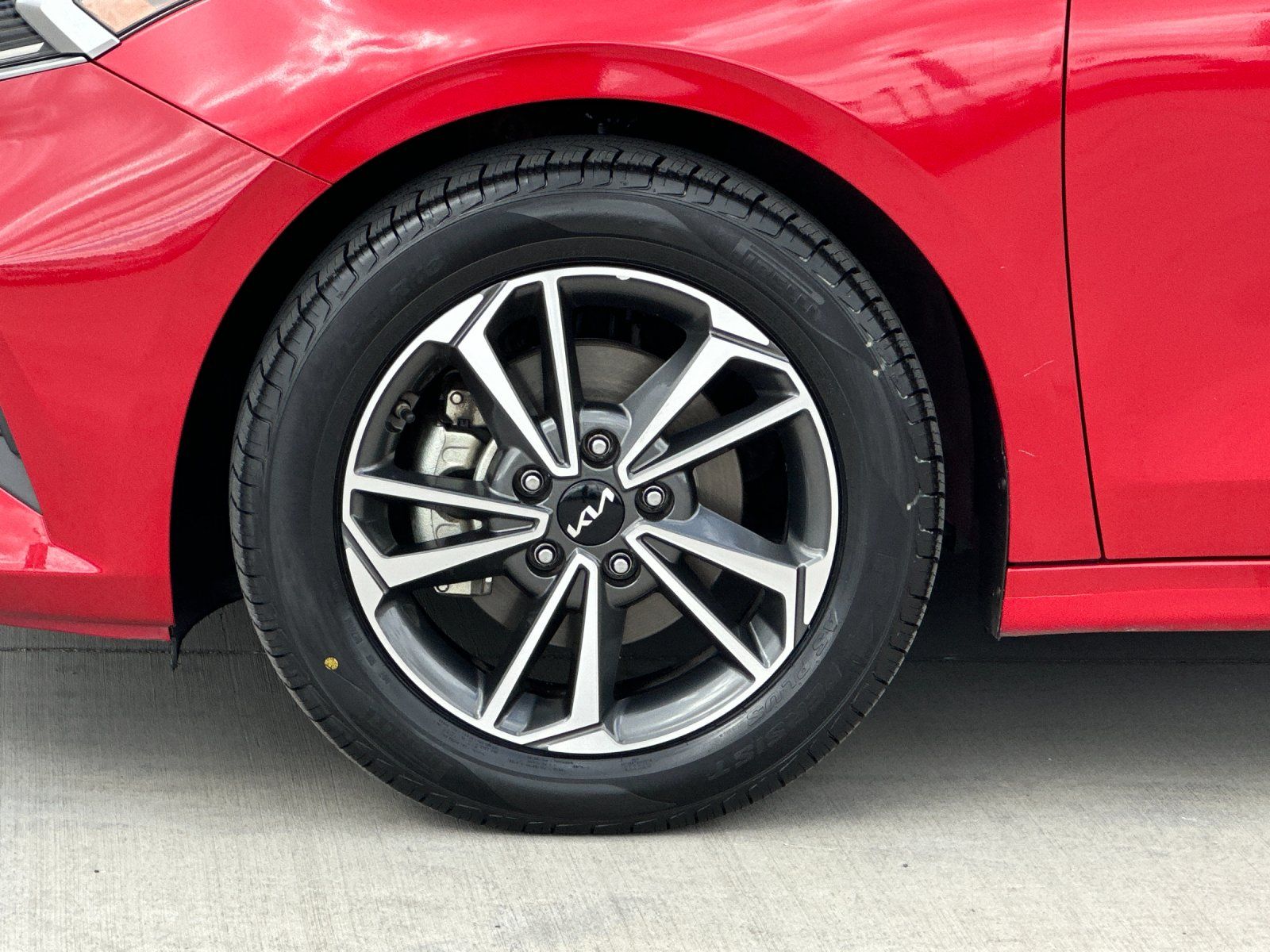 Used 2023 Red Kia LXS image 24